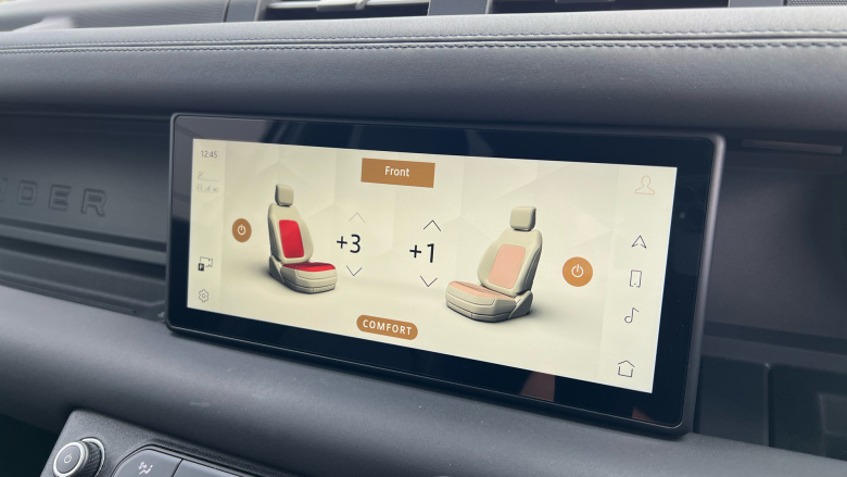 Land Rover Defender 2.0 P300 X-Dynamic SE 90 3dr Auto Petrol Estate